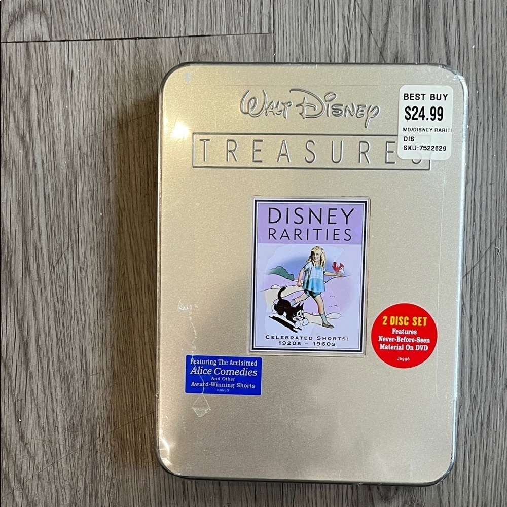 Disney Treasures Silver Tin Set